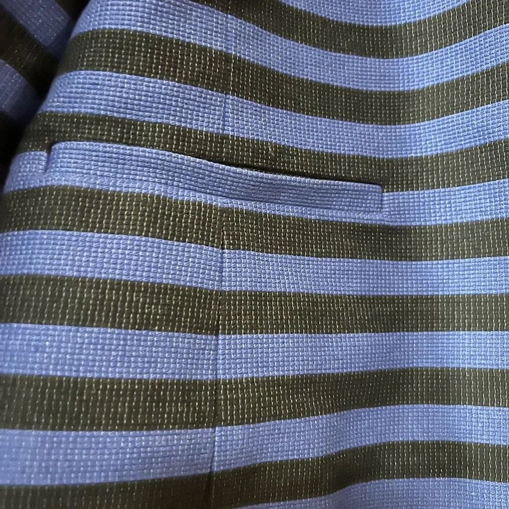 Ann Taylor Blue and Black Blazer Size 6/8 - Picture 2 of 4